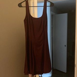 Alice + Olivia maroon dress
